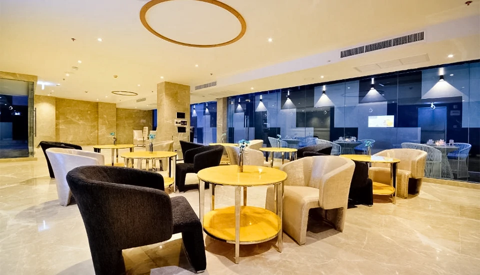 هتل سنتارا لایف اونیو پاتایا